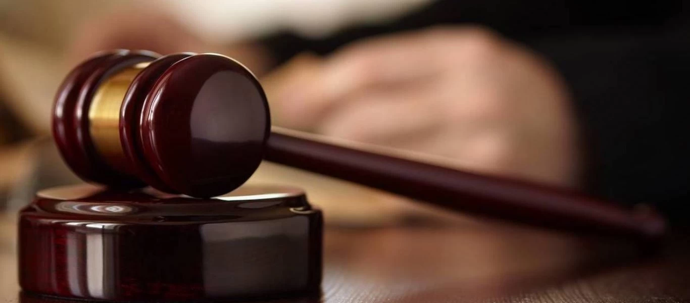 Ένωση Εισαγγελέων κατά Γ.Στουρνάρα για τα περί «ήδη κατηγορούμενων εισαγγελέων»